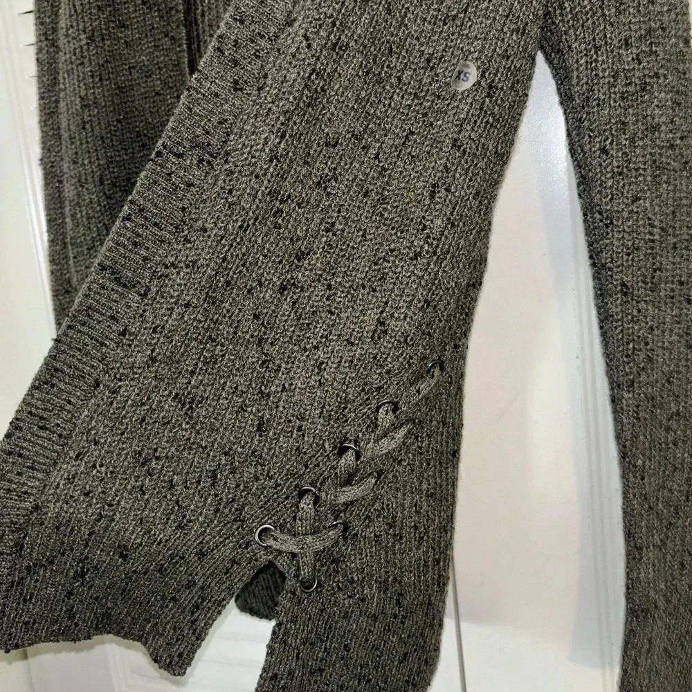 American eagle open sweater cardigan